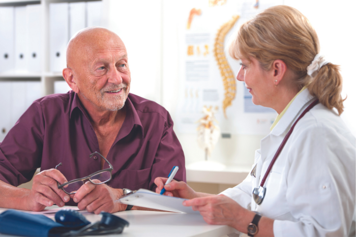 CancerCare - doctor with patient
